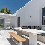 Villa View 4 *