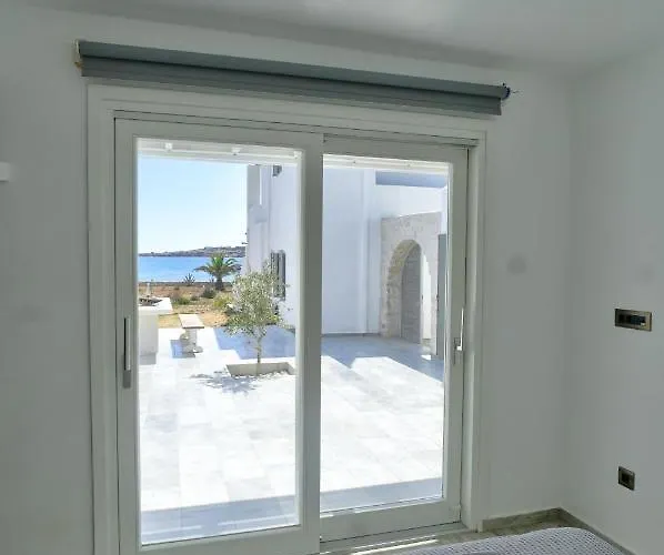 View 4 Santa Maria (Paros)