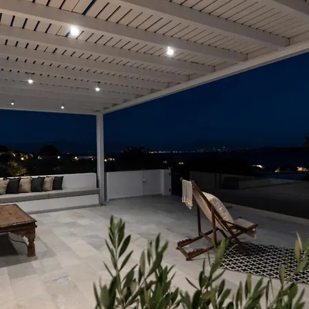 View 4 Villa Parikia (Paros)