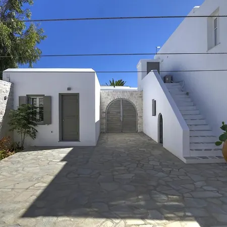 View 4 * Parikia (Paros)